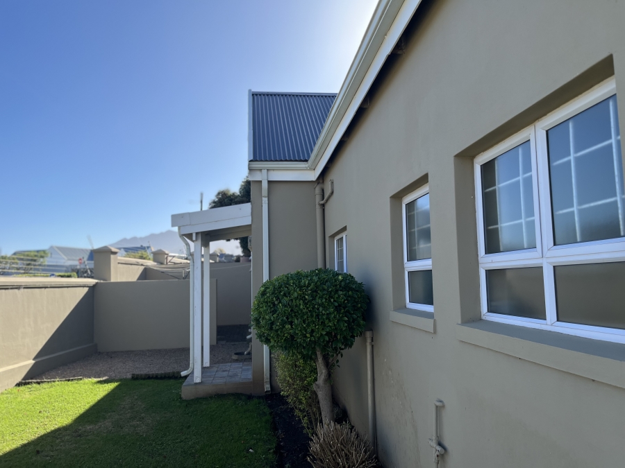 3 Bedroom Property for Sale in Blanco Western Cape